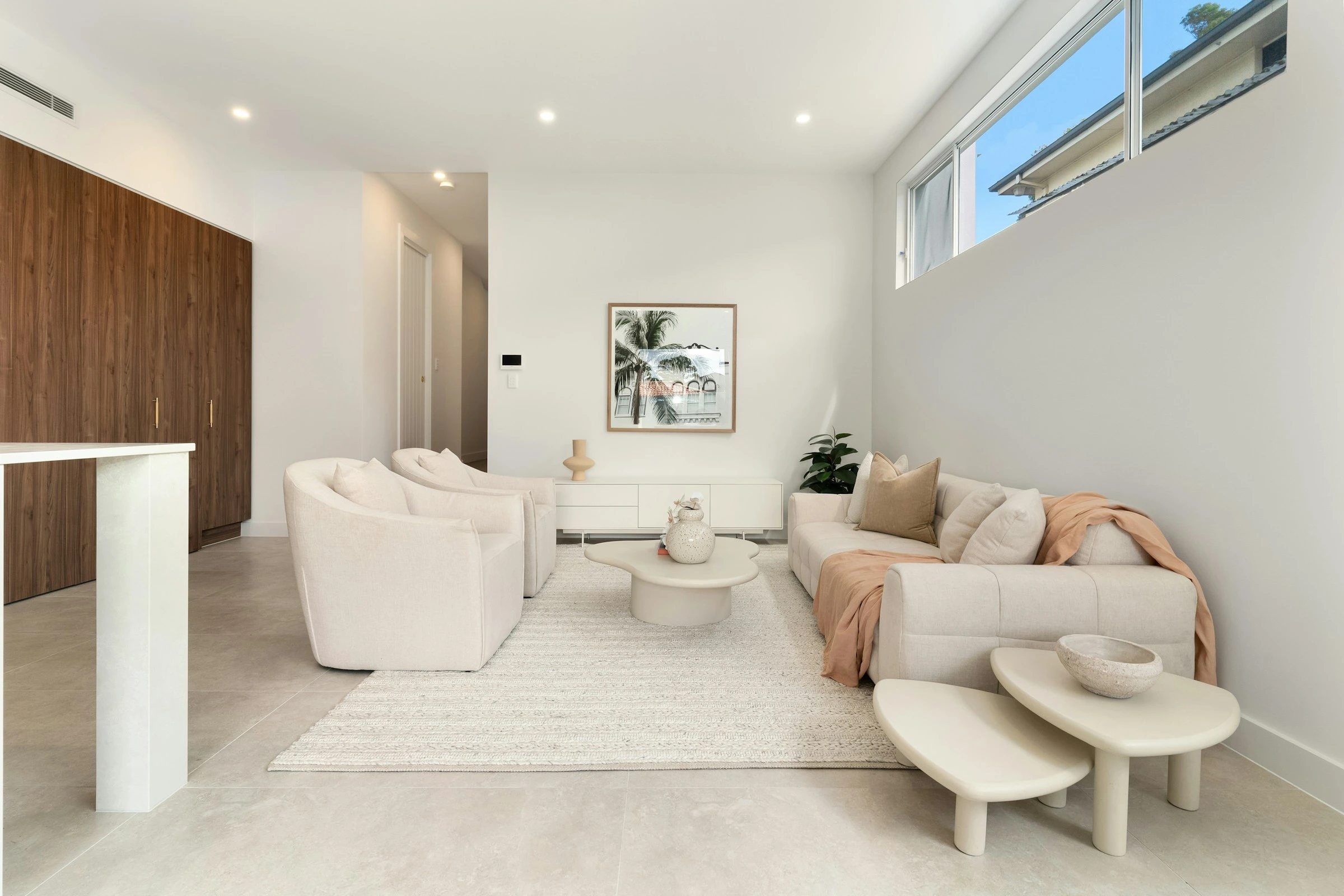 A light contemporary interior